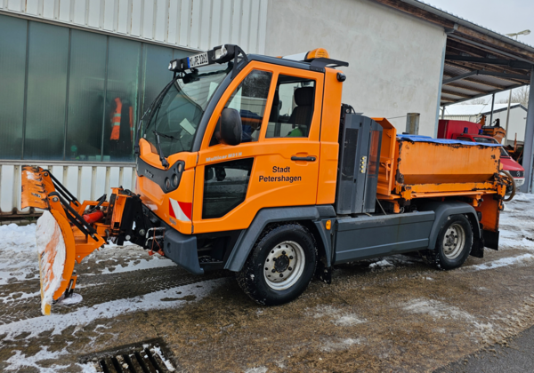 Bauhoffahrzeug Winterdienst_1