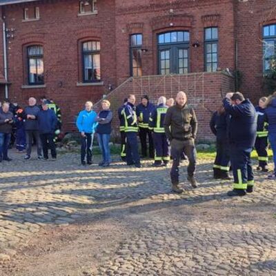 Bild vergrößern: Hochwasserschutzbung46