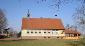 Bild vergrößern: Alte Schule Maaslingen